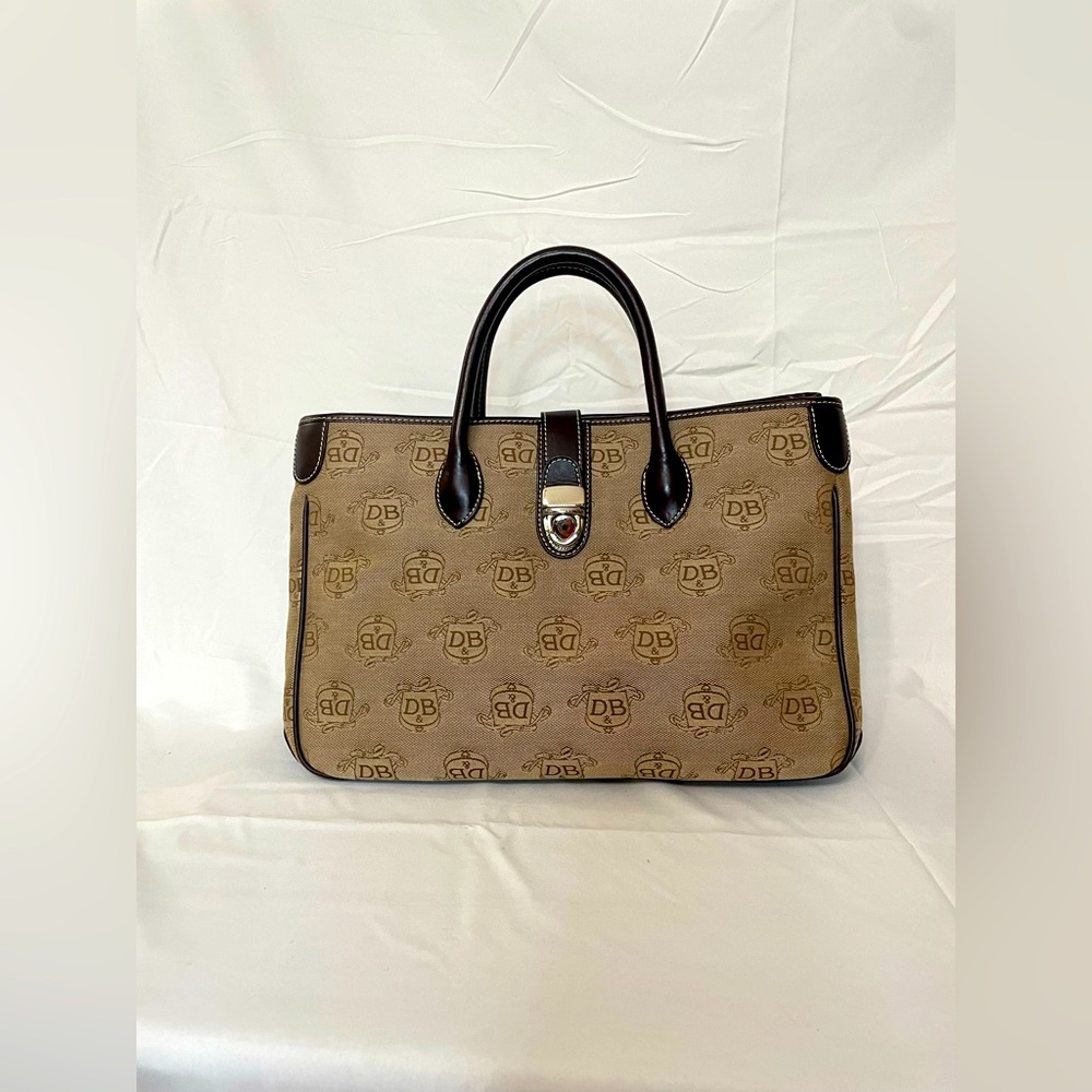 Dooney & Bourke large brown monogram bag with keychain and crossbody strap, NWOT